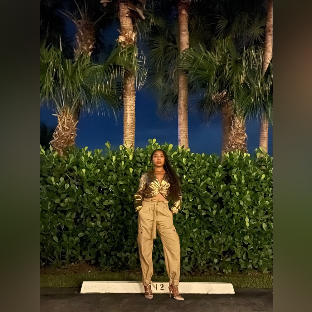 ZARA CARGO HIGH WAISTED KHAKI PANTS SIZE XS